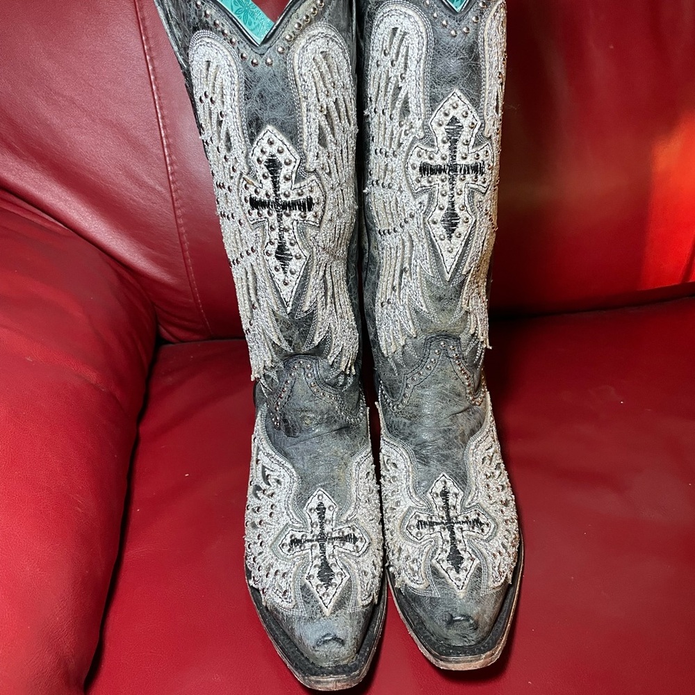 Corral White Cross and Wings Women’s Boots